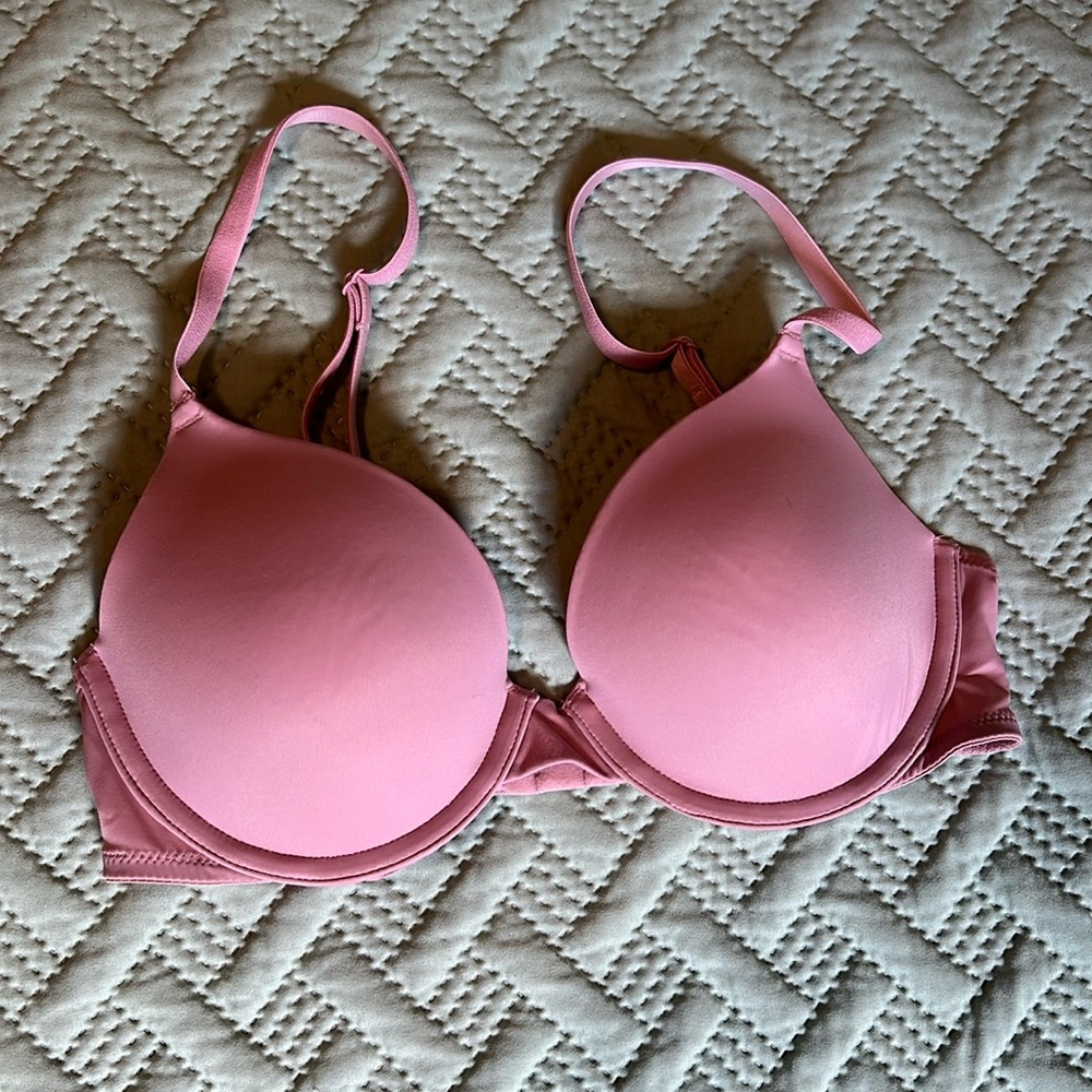 ‼️2 for $12‼️ PINK t-shirt Bra